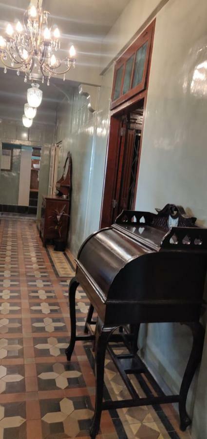 Hebbar'S Heritage Home Bombay Chambre photo